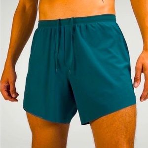NEW MENS SZ. M LULULEMON FAST AND FREE SHORTS 6” INSEAM, LINED BNWT